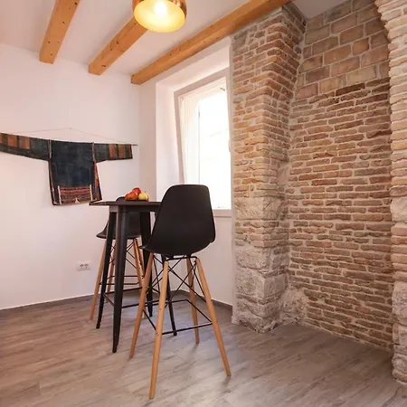 Apartments Stube 4 Rovinj Exterior photo