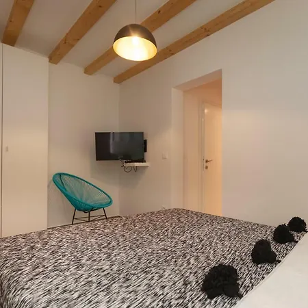Apartments Stube 4 Rovinj Exterior photo