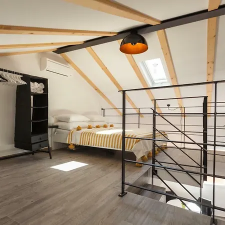 Apartments Stube 4 Rovinj Exterior photo