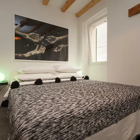 Apartments Stube 4 Rovinj Exterior photo